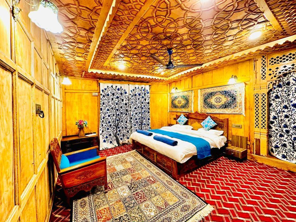New Zealand Group Of Houseboats Hotel Srīnagar Kültér fotó